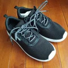 (美品) ReMEDI 外反母趾用の 幅広 レディース スニーカー