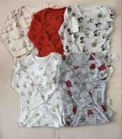 ユニクロ　長袖ロンパース　ベビー肌着　スヌーピー PEANUTS ボディスーツ