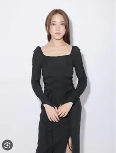 美品】melttelady zip up mini dress ブラック - メルカリ