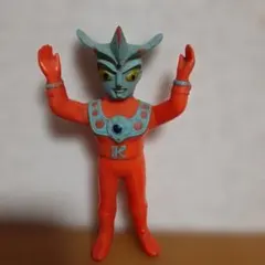⚠️レア　イナズマン　無版権　パチ　贋作　当時物 ⚠️レア イナズマン 無版権 パチ 贋作 当時物 - メルカリ