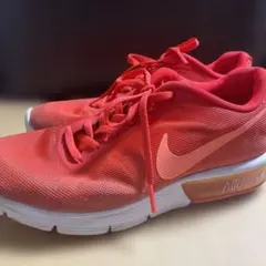 NIKE AIRMAX SEQUENT レディース　スニーカー　蛍光オレンジのサムネイル