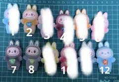 ラブブ　イニシャルフィギュア　1つ300