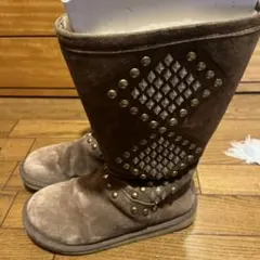 UGG・ブーツ（ミドル）23.5-24