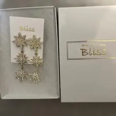 Bliss ブライダルアクセサリー 星形モチーフ イヤリング