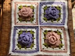 ハンドメイド 立体花モチーフ レトロマルチカバー　39×39センチ