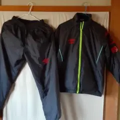 アンブロジャージ上下