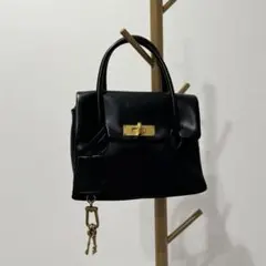 ♡CHARLES & KEITH♡ ハンドバッグ ブラック ゴールド金具