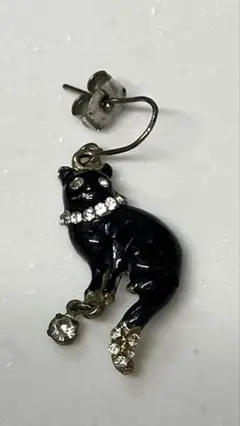 猫ちゃん　ピアス　片方のみのサムネイル