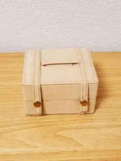 Item thumbnail for item de559748-c817-4255-81af-15f8db93d008