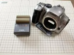 Canon EOS Kiss Digital 本体 バッテリーチャージャー付