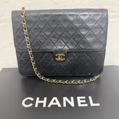 【美品】シャネル チェーンショルダーバッグ マトラッセ ラムスキン ブラック 黒