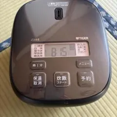 タイガー炊飯器　三合炊き黒特厚釜のサムネイル