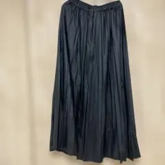 niko and... レザーライクロングプリーツスカート