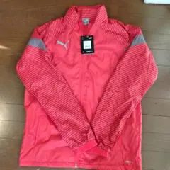 PUMA WINDCELL 赤ジャケット Mサイズ