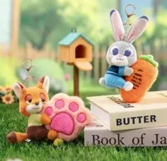 【日本未発売】ズートピア マスコットキーホルダー　ジュディ&ニック　ペア　セット