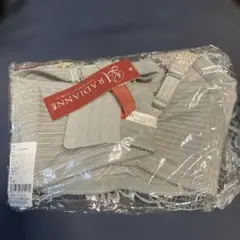 ラディアンヌ　脇肉カップイン　42／95FE