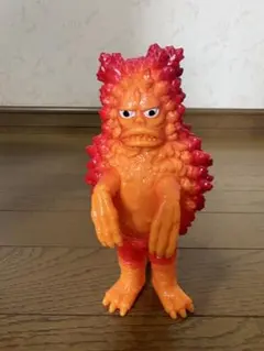 ウルトラマン 怪獣 フィギュア オレンジ赤 - メルカリ