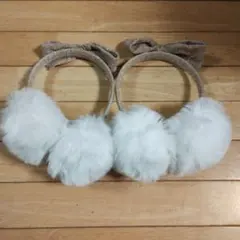 ホワイトファー耳あて リボン付き