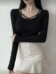 SHEIN DAZY クロスストラップトップス Tシャツ インナー ブラック