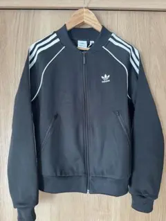 adidas トラックジャケット