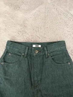 UNIQLO ダークグリーン ストレートデニム 30