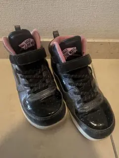 VANS ハイカットスニーカー　21cm ブラック