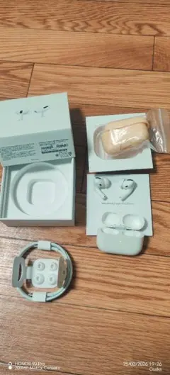 Apple AirPods Pro1完璧に動作します。