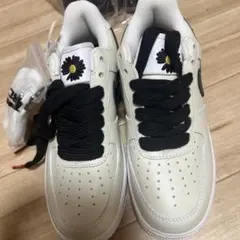 Nike Air Force 1 ホワイト/ブラック 花デザイン
