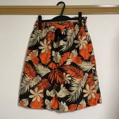 ハワイアンスタイル水着 オレンジ黒花柄