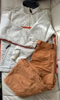 Item thumbnail for item e74cb747-fc09-4743-a70f-b796919f9666