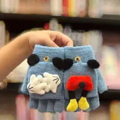 ミッキーマウス風 手袋 青