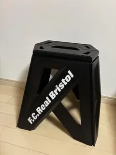 F.C.Real Bristol 折りたたみチェア - メルカリ