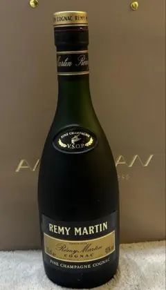 希少・古酒】レミーマルタン VSOP ブランデー特級 旧ボトル 箱付き