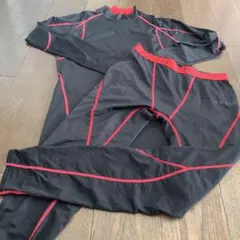 ブラック/レッド 長袖シャツとタイツセット