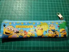 Minions ブックバンド付 ペンケース　ブルーのサムネイル