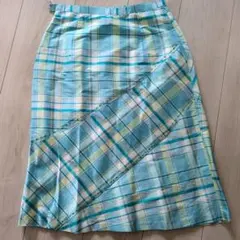シルク素材　フレアスカート 水色 チェック柄 ビーズ装飾