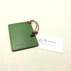 パスケース 定期入れ レザー 本革 可愛い おしゃれ 緑 グリーン ハンドメイド