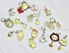 ちいかわ　うさぎ　チャーム　キーホルダー　セット