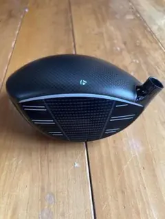 TaylorMade Qi4Dドライバー ヘッド 9.0度　コアモデル