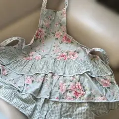 LAURA ASHLEY 花柄エプロン
