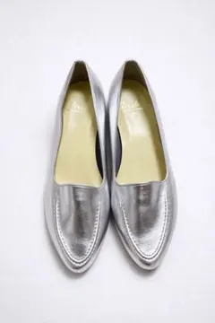 シルバー パンプス 24.5 ローヒール ポインテッド