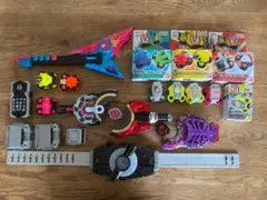 仮面ライダーギーツ　変身ベルト　デザイアドライバー　レイズバックル他　ジャンク