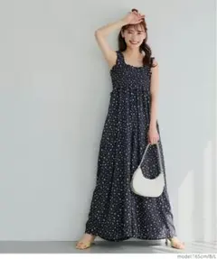 小花柄シャーリングサロペット オールインワンのサムネイル