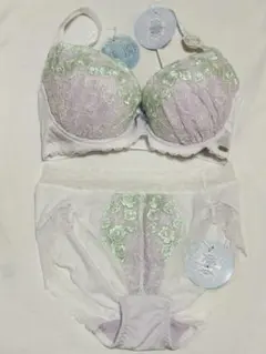 〜値下げ〜花柄 ブラ・ショーツセット E70 Mサイズ 美胸