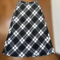 ロングスカート　フレアスカート　白黒チェック　Lサイズ