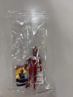 ウルトラソフビシリーズ　ミニチュアスイングマスコット　ウルトラマンオメガ