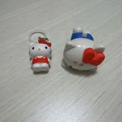 ハローキティ めじるしアクセサリー　すってんころりんフィギュア