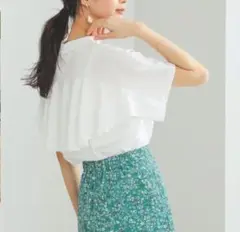 BEAMS HEART★バックラッフルプルオーバー　ホワイト