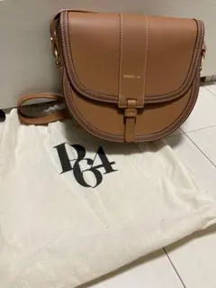 Paris64 Windsor Chocolate ショルダー