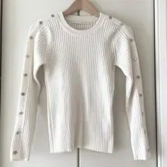 【美品】Spick and span ゴールドボタン リブクルーネック　ニット